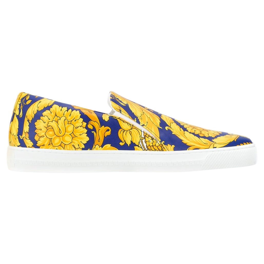 Versace Mens FW19 Heritage Crete De Fleur Barocco Print Slip On Sneakers  Size 42 at 1stDibs
