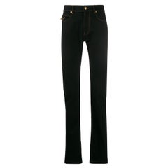 Versace Mens FW19 Black Denim Jeans with Gold-Tone Safety Pin Size 40
