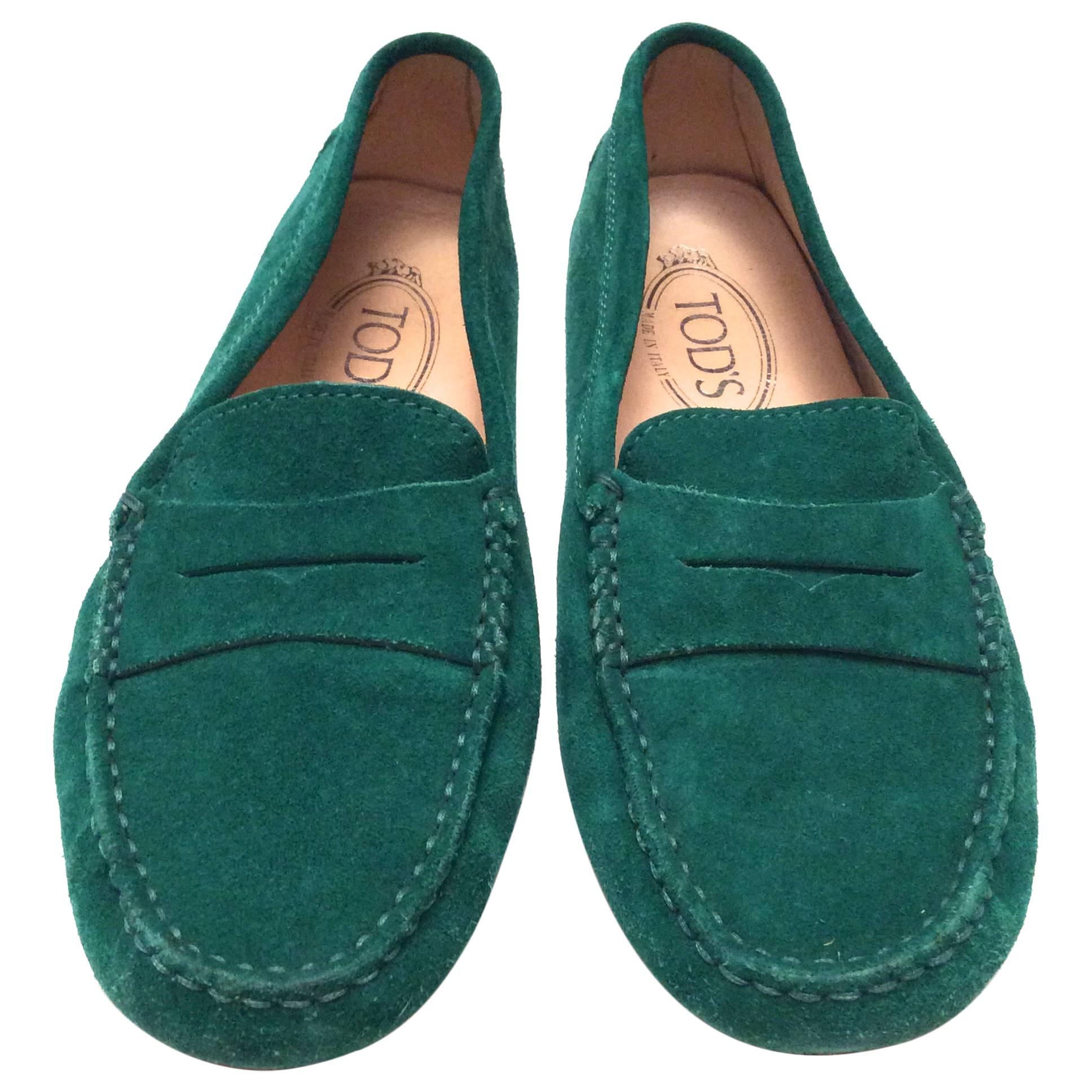 Tod's Driving Loafers Green Suede - Size 37
