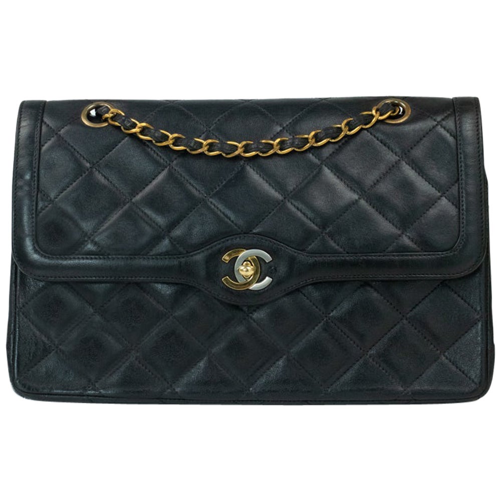 Chanel, Vintage in black leather