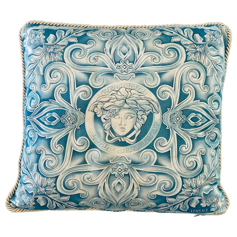 Versace top pillow case