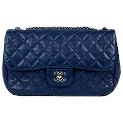 CHANEL Timeless Shoulder bag in Blue Leather