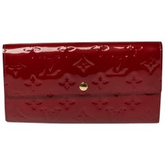 Louis Vuitton Red Monogram Vernis Sarah Wallet