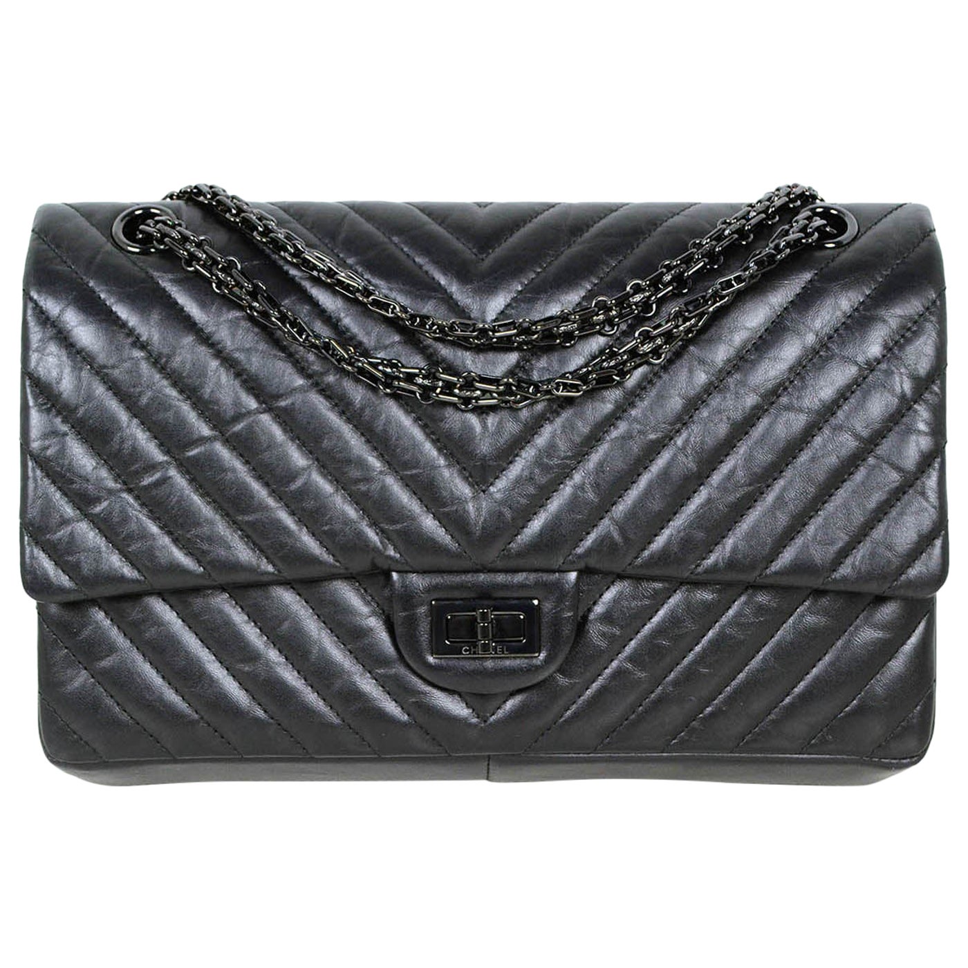 Chanel So Black Calfskin Leather Quilted 2.55 Reissue 226 Classic Flap Bag For Sale