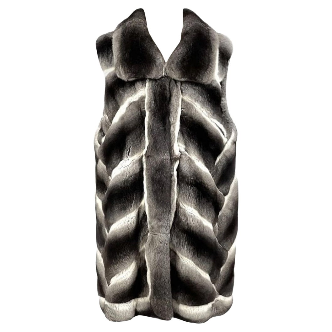 Brand new chinchilla fur vest size M For Sale