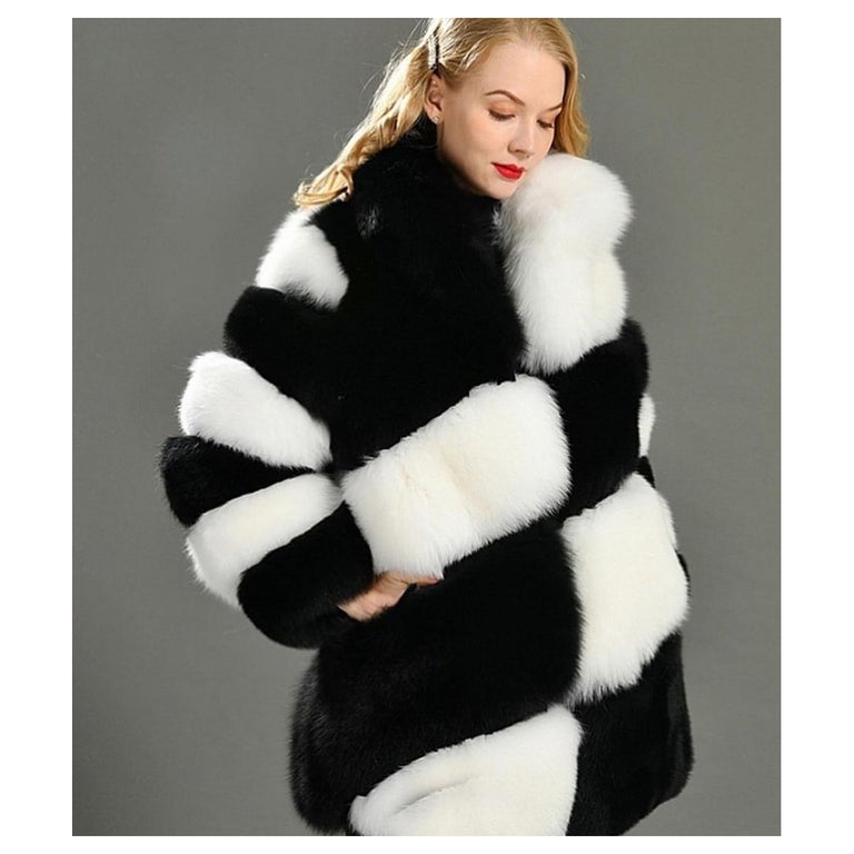 Brand new Black and white fox fur coat size M For Sale at 1stDibs