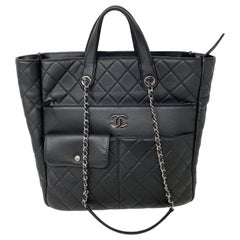 Chanel Schwarze Tragetasche