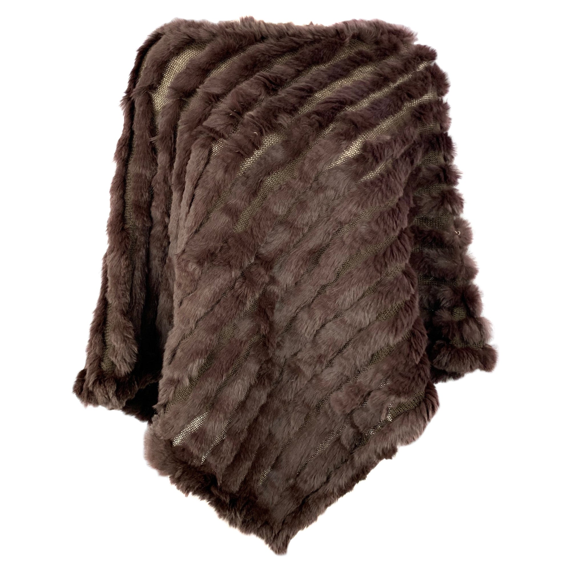 BCBG Max Azria One Size Brown Knitted Wool / Acrylic Poncho at 1stDibs