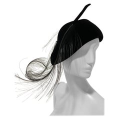 Vintage 1940s Milgrim Black Cashmere Felt French Style Hat W/ Singed Ostrich Feathers