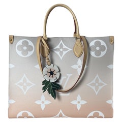 Louis Vuitton NEW 2021 Monogramme Brume Géante By The Pool Onthego GM Tote Bag