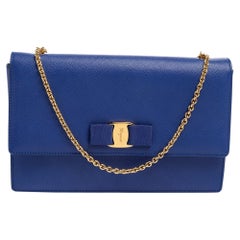 Salvatore Ferragamo Blau Leder Vara Bow Kette Umhängetasche