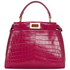 Fendi Mini Peekaboo Crossbody Bag GHW in coccodrillo smaltato rosa caldo