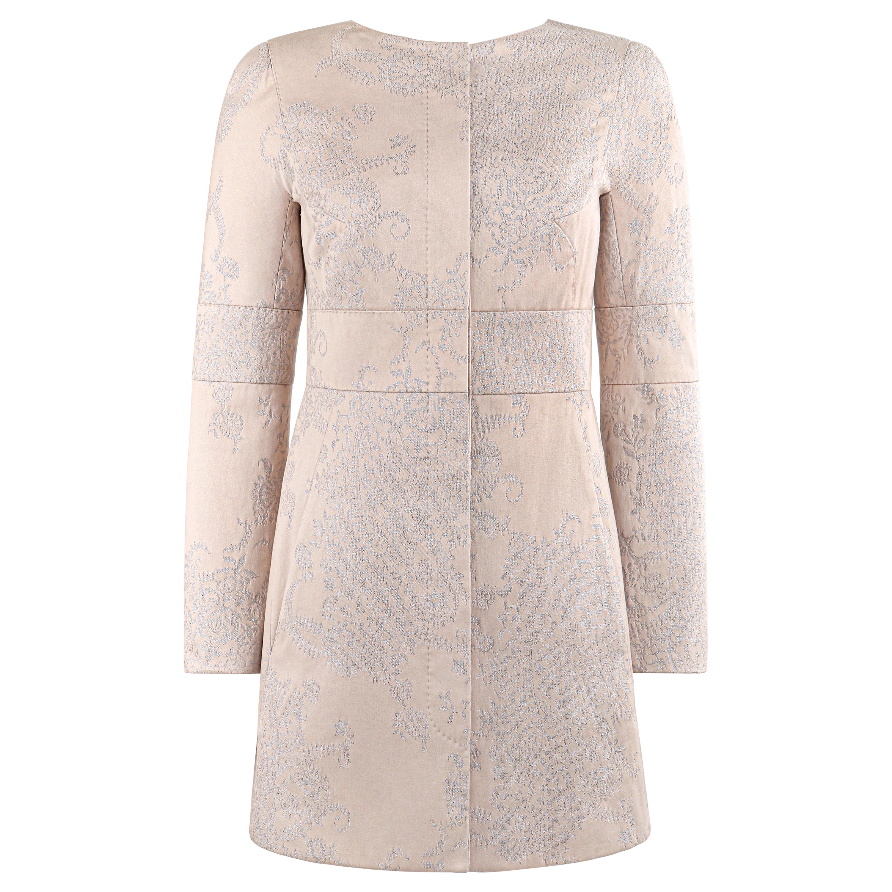 ALEXANDER McQUEEN A/H 2004 "Pantheom as Lecum" Manteau brodé en métal rose en vente