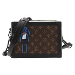Louis Vuitton Soft Trunk Bag Monogram Canvas avec patch LV Friend