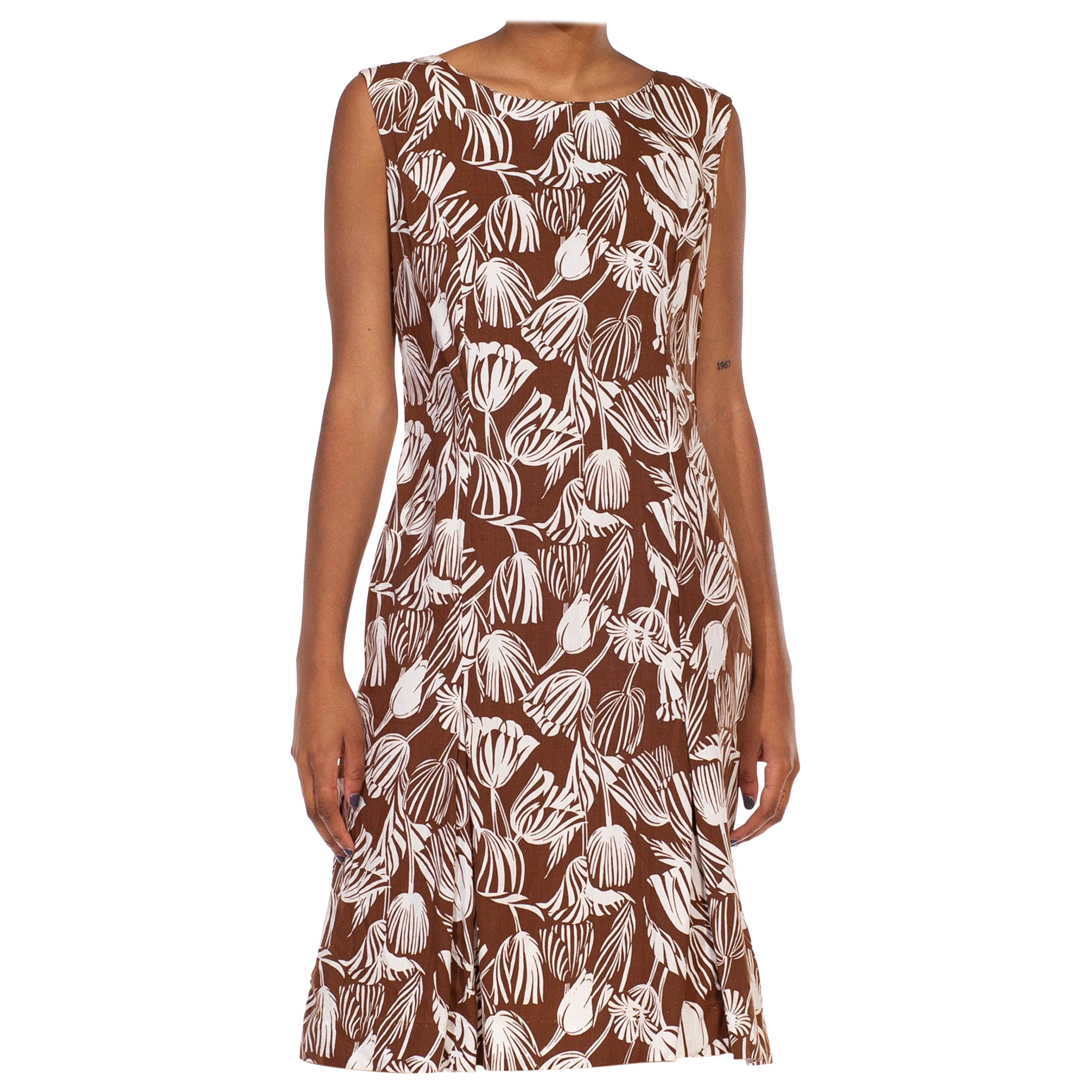 1960S Brown & White  Cotton Tulip Print Mod Day Dress For Sale