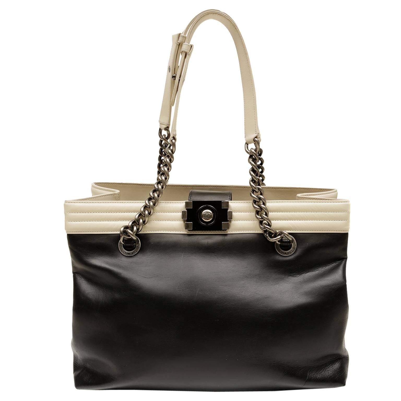 Chanel Black and Cream Leather Boy Bag Tote For Sale