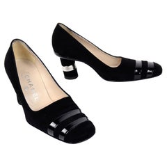 Chanel Herbst-Winter 2000 Schwarze Wildleder-Pumps mit rundem Blockabsatz 6,5