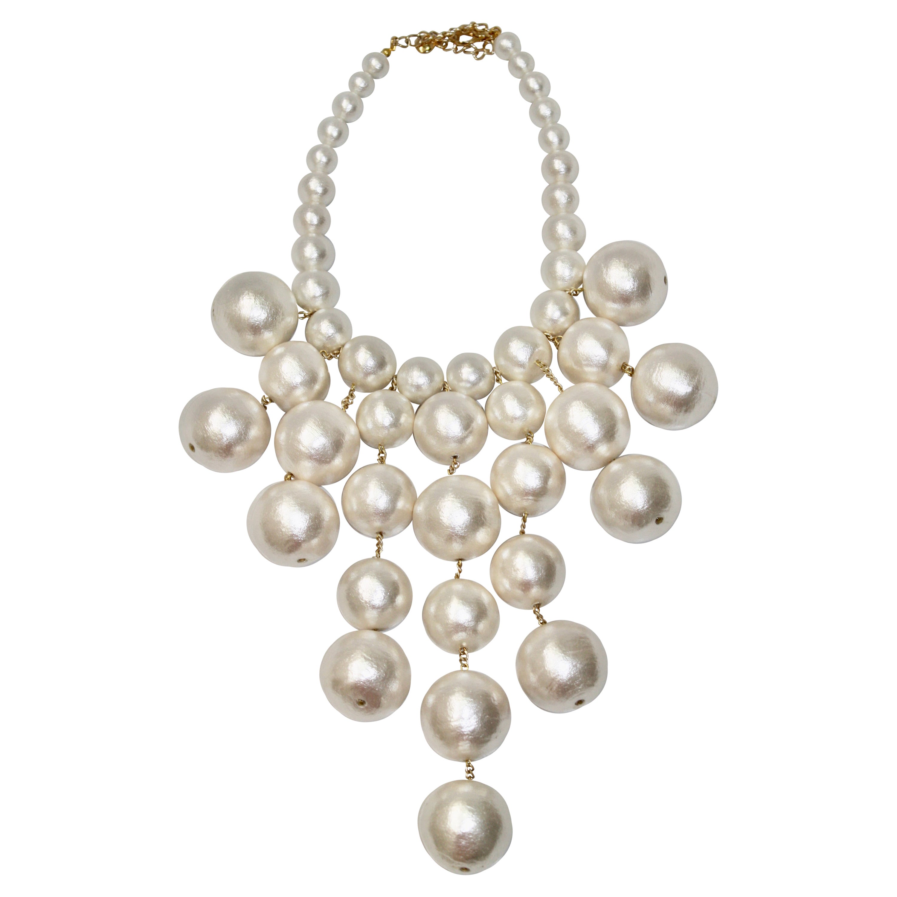 Cascading Compressed Cotton Pearl Necklace