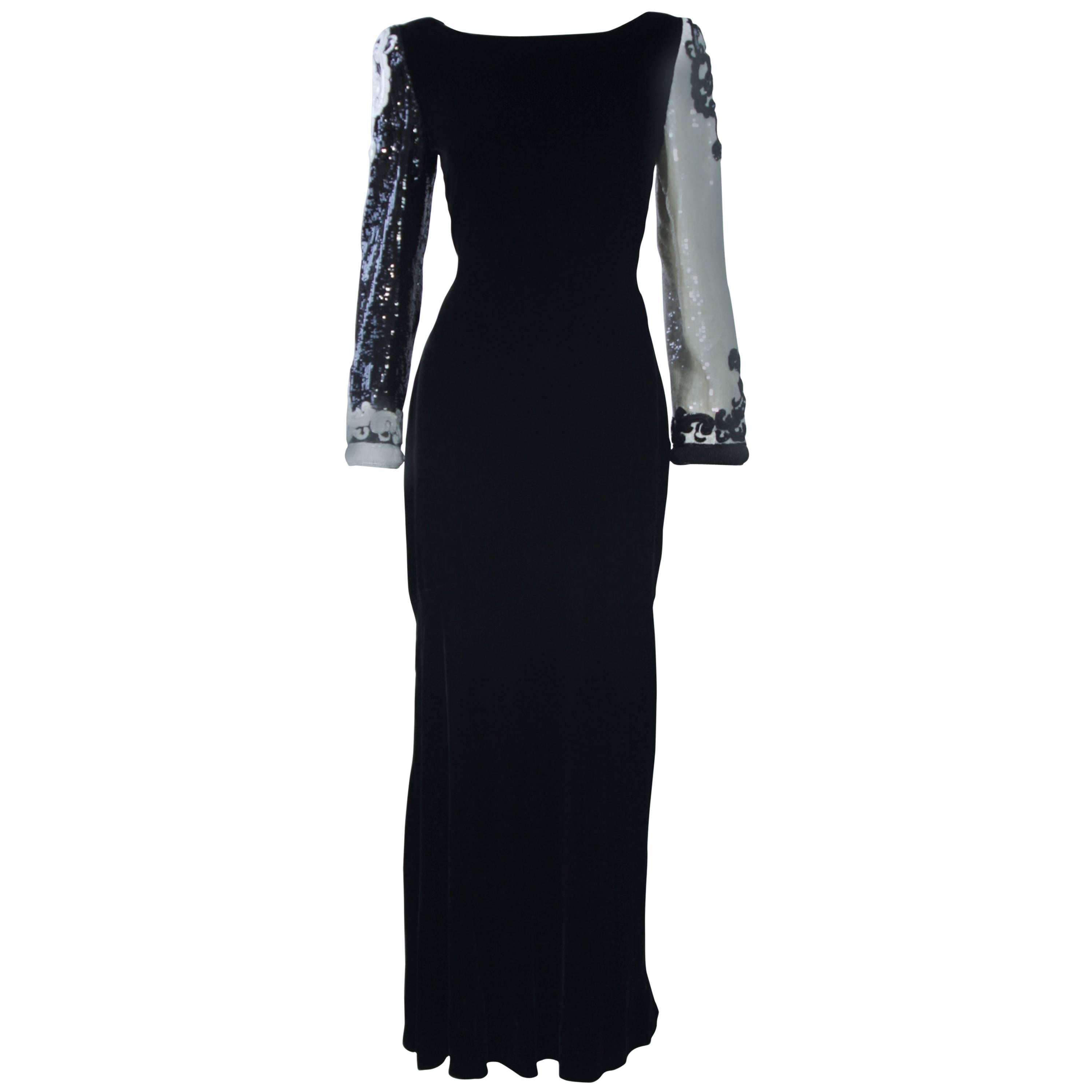 BILL BLASS Color Block Contrast Velvet Gown wth Sequin & Beaded Sleeves Size 6-8 For Sale