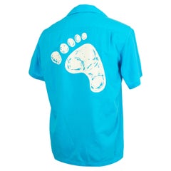 Retro New Men's Iolani Sportswear Painted Turquoise Hawaiian Footprint Shirt–M, 1950s