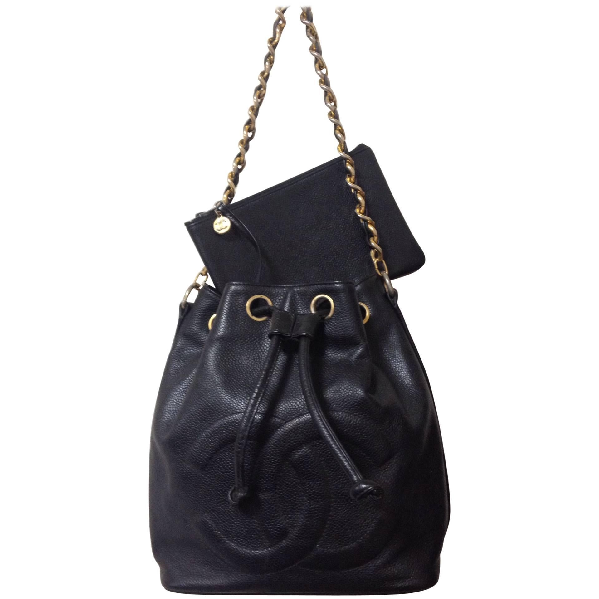 Vintage CHANEL black caviar leather hobo bucket shoulder bag with golden chain