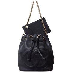 Retro CHANEL black caviar leather hobo bucket shoulder bag with golden chain