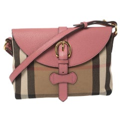 Burberry Umhängetasche Milton aus rosafarbenem Leder und beigefarbenem Segeltuch mit Hauskaros