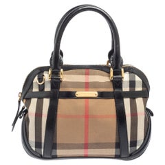 Sac de bowling Burberry House à carreaux en cuir et tissu noir/beige