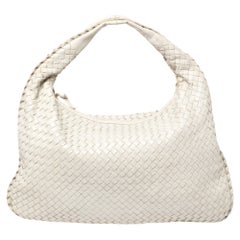 Bottega Veneta Cream Leather Medium Veneta Hobo