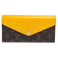 Louis Vuitton Monogramm Portemonnaie aus Segeltuch und Epi-Leder Marie-Lou