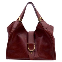 Gucci Rötlichbraunes Leder Steigbügel Hobo Tasche Umhängetasche