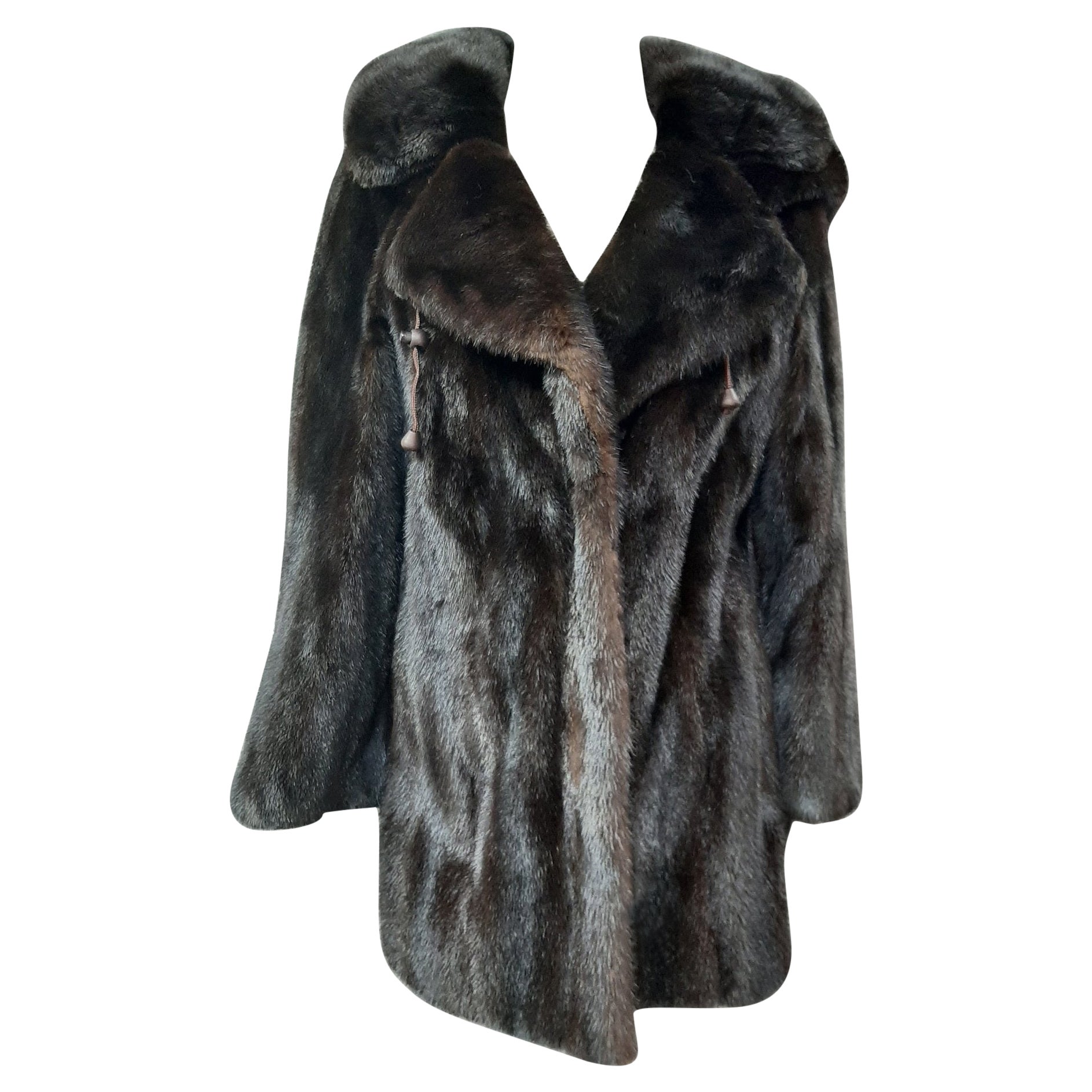 Unused mink fur coat with a hood size 14 For Sale