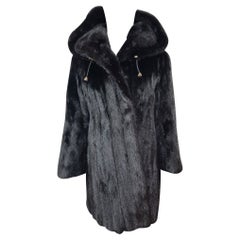 Unused majestic mink fur coat with a hood size 8-10