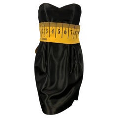 MOSCHINO COUTURE Pre-Fall 15 Größe 6 Schwarzes Kleid aus Viskosemischung mit Bandmaßen