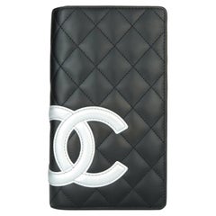 Chanel Black Cambon Quilted Leather Compact Wallet Hot pink Inside For Sale  at 1stDibs