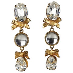 EMANUEL UNGARO, boucles d'oreilles pendantes vintage à 3 niveaux avec rubans et bijoux