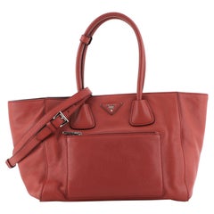Prada Front Pocket Wing Cabrio-Tasche Vitello Phenix