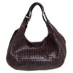 Bottega Veneta Hobo Campana en cuir nappa Intrecciato brun