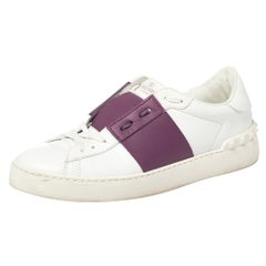 Valentino White/Purple Leather Rockstud Low Top Sneakers Size 39