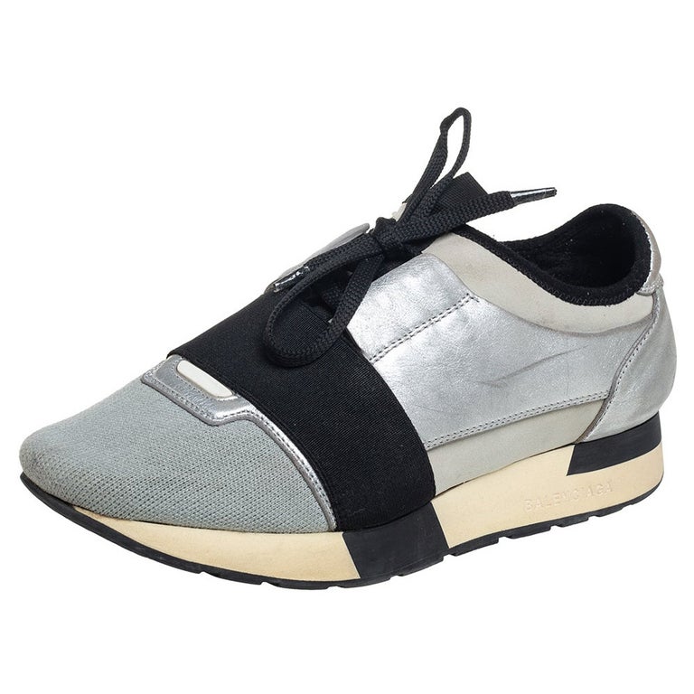 Balenciaga Race Runner Sneakers aus grau/silbernem Leder und Strickstoff,  Größe 38 im Angebot bei 1stDibs