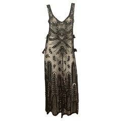 1920's Hand Beaded Black Net Tabard oder Flapper Kleid in ausgezeichnetem Zustand