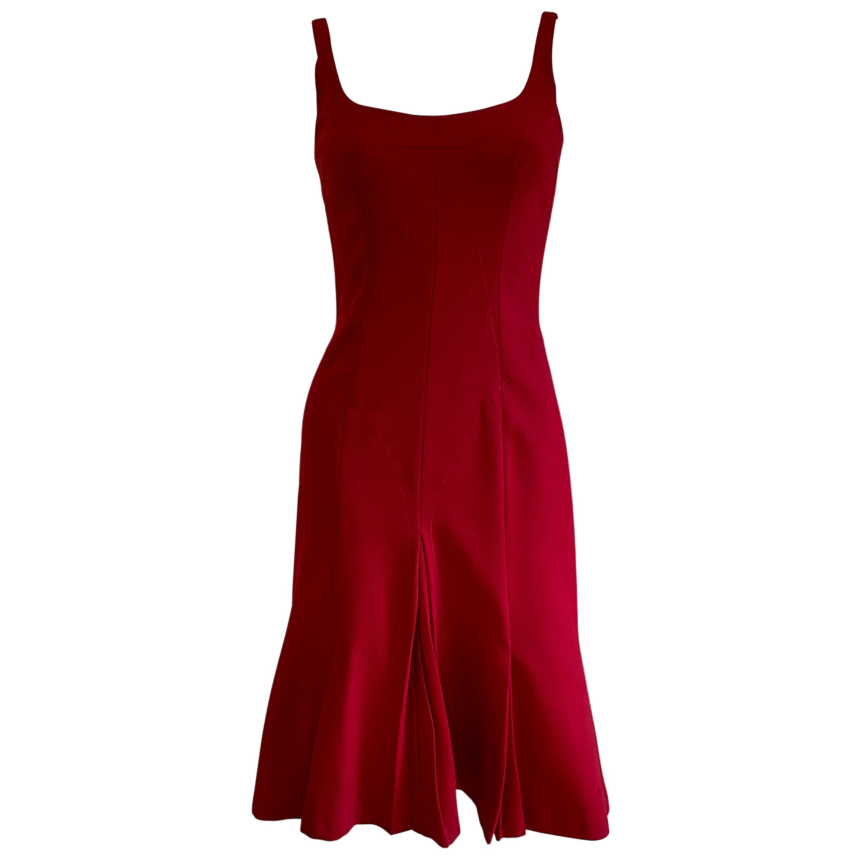 Dolce Gabbana Made in Italy Crimson Red Italian wool dress In Excellent Condition In Boston, MA