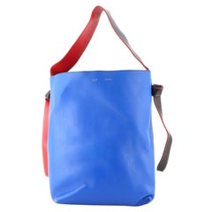 Gedrehte Cabas-Tasche aus Kalbsleder, klein