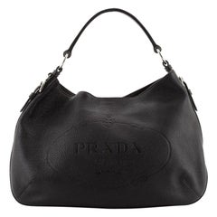 Hobo Vitello Daino Medium mit Prada-Logoprägung