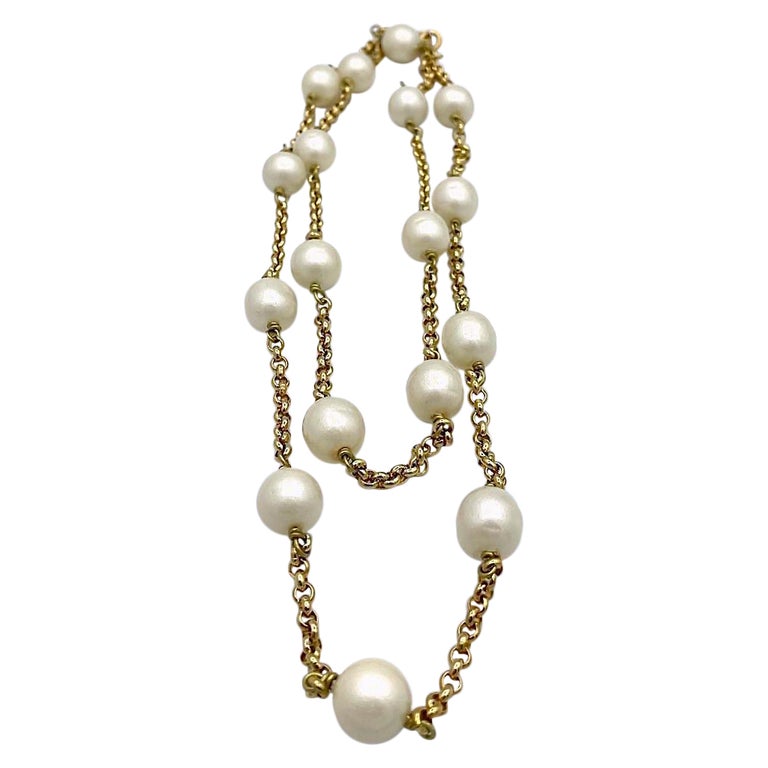 Vintage Chanel Necklaces - 808 For Sale on 1stDibs