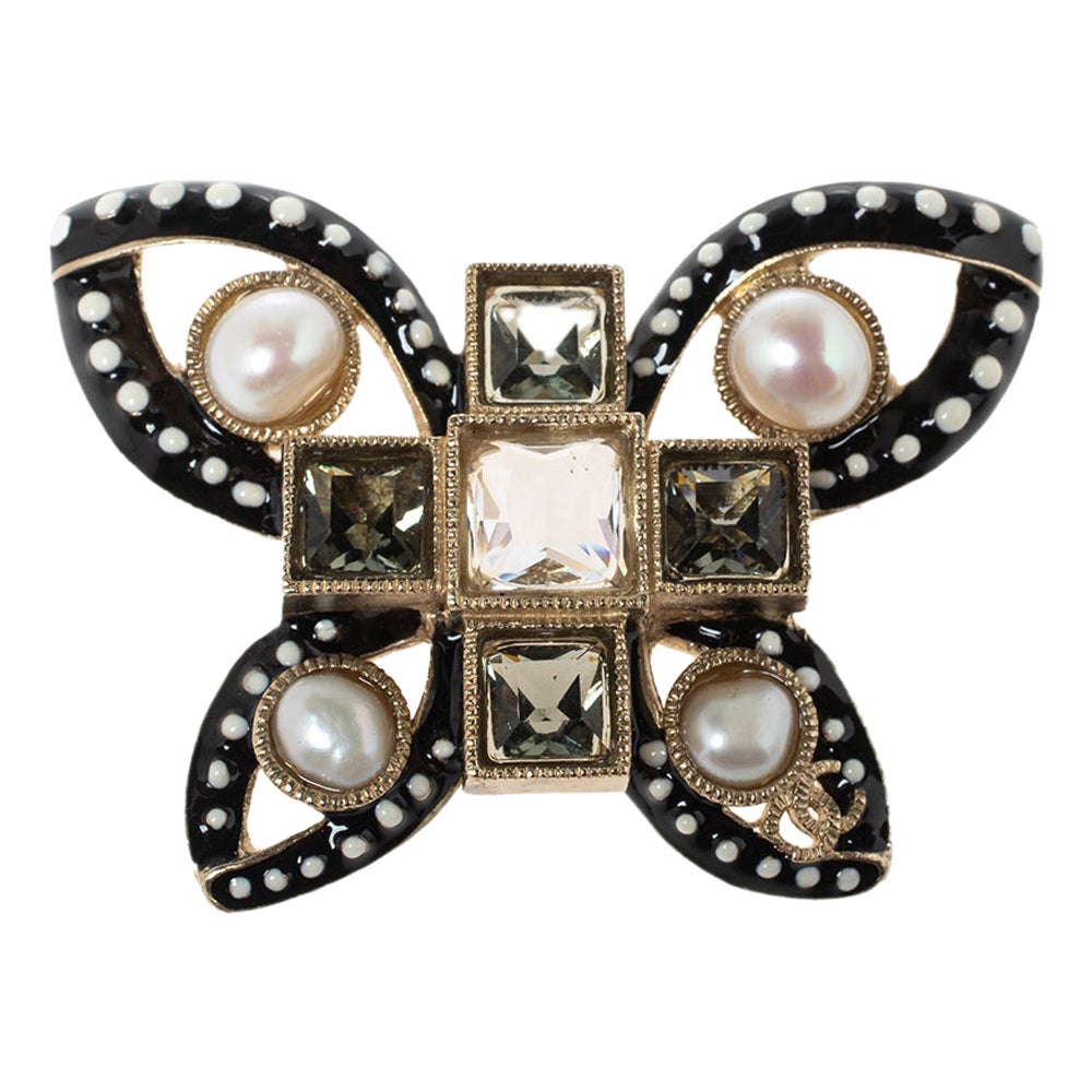 Chanel Crystal Faux Pearl Butterfly Gold Tone Pin Brooch