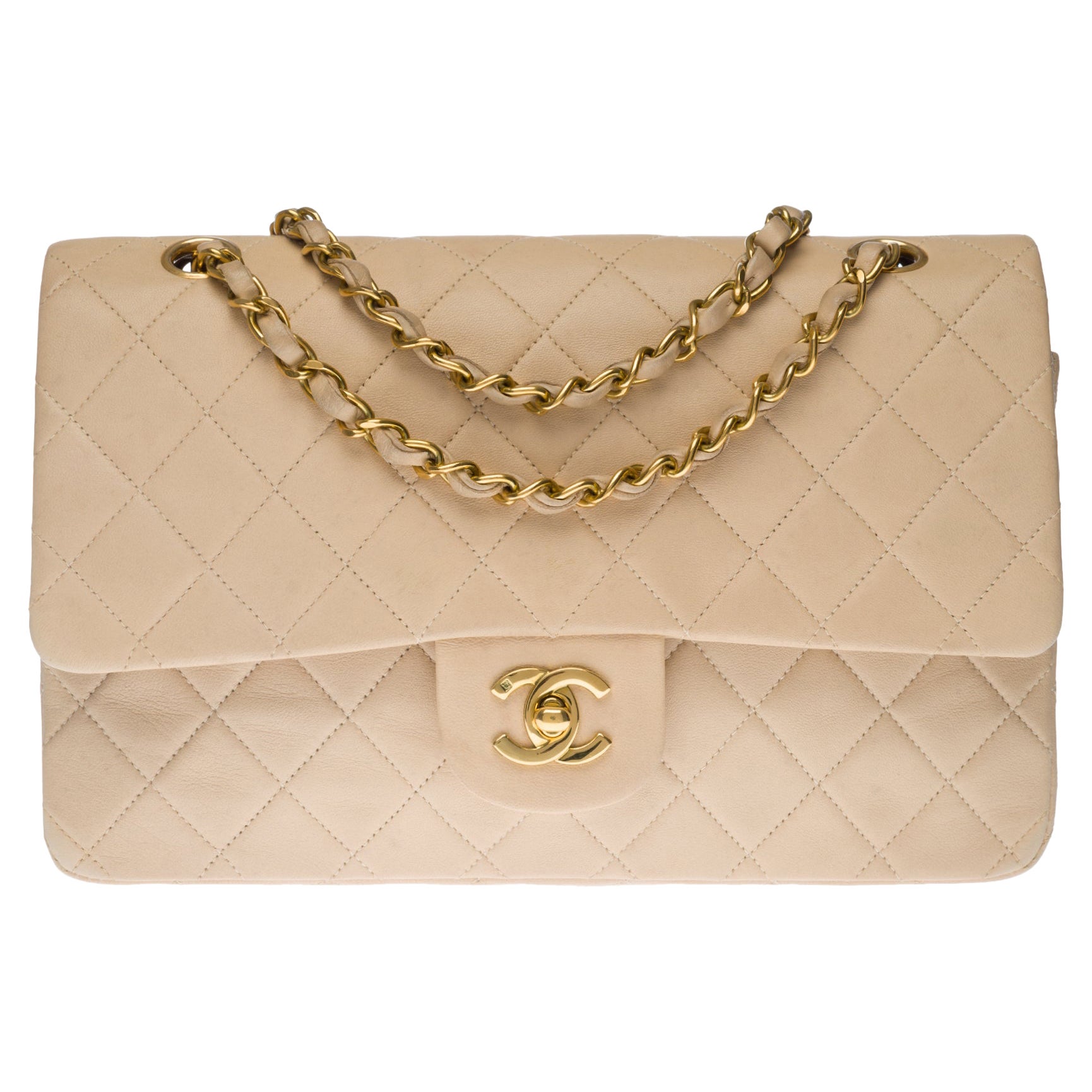 Chanel Timeless Medium double flap Shoulder bag in beige quilted leather, GHW