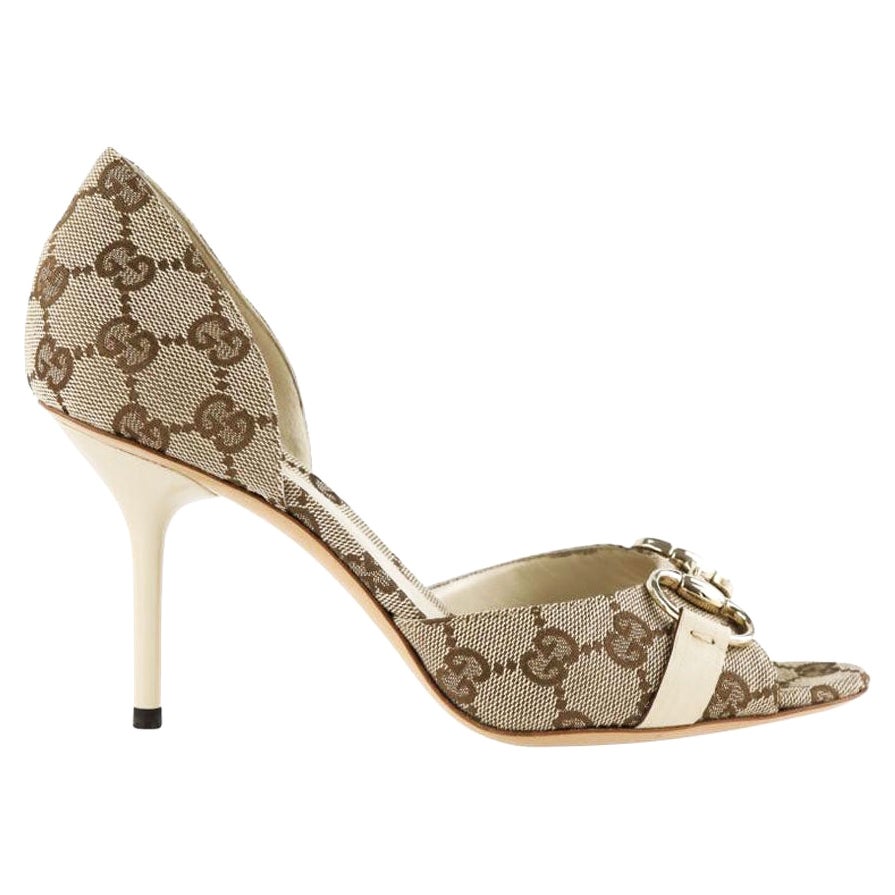 Neu Gucci GG Canvas Hollywood Horsebit D'Orsay Peep Toe Heels Schuhe mit Absatz 10.5 B im Angebot