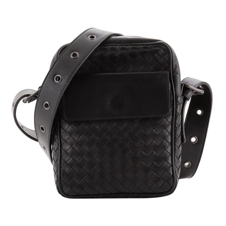 Bottega Veneta Intrecciato Leather Messenger Bag - Men - Black Bags