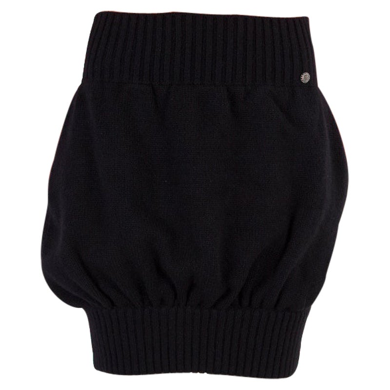 CHANEL black cashmere BALLOON KNIT MINI Skirt 42 L For Sale